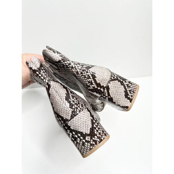 CL by Chinese Laundry Boots Womens Size 6 Daria Snakeskin Embossed Booties NEW - Picture 6 of 9